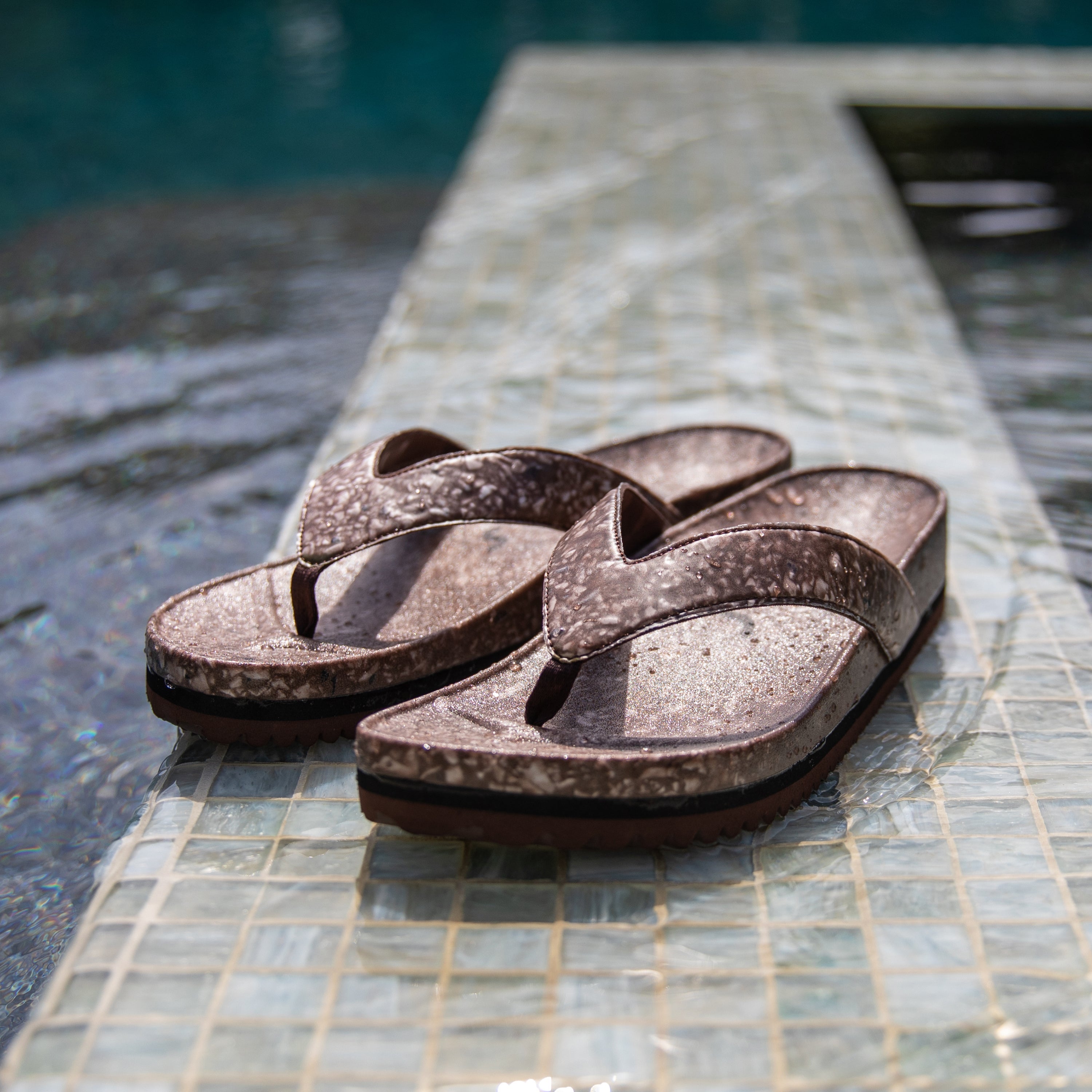 West Beach Flip Flop – Coconut Shell | Supportive Cushioned Flip Flop | Earthy Neutral