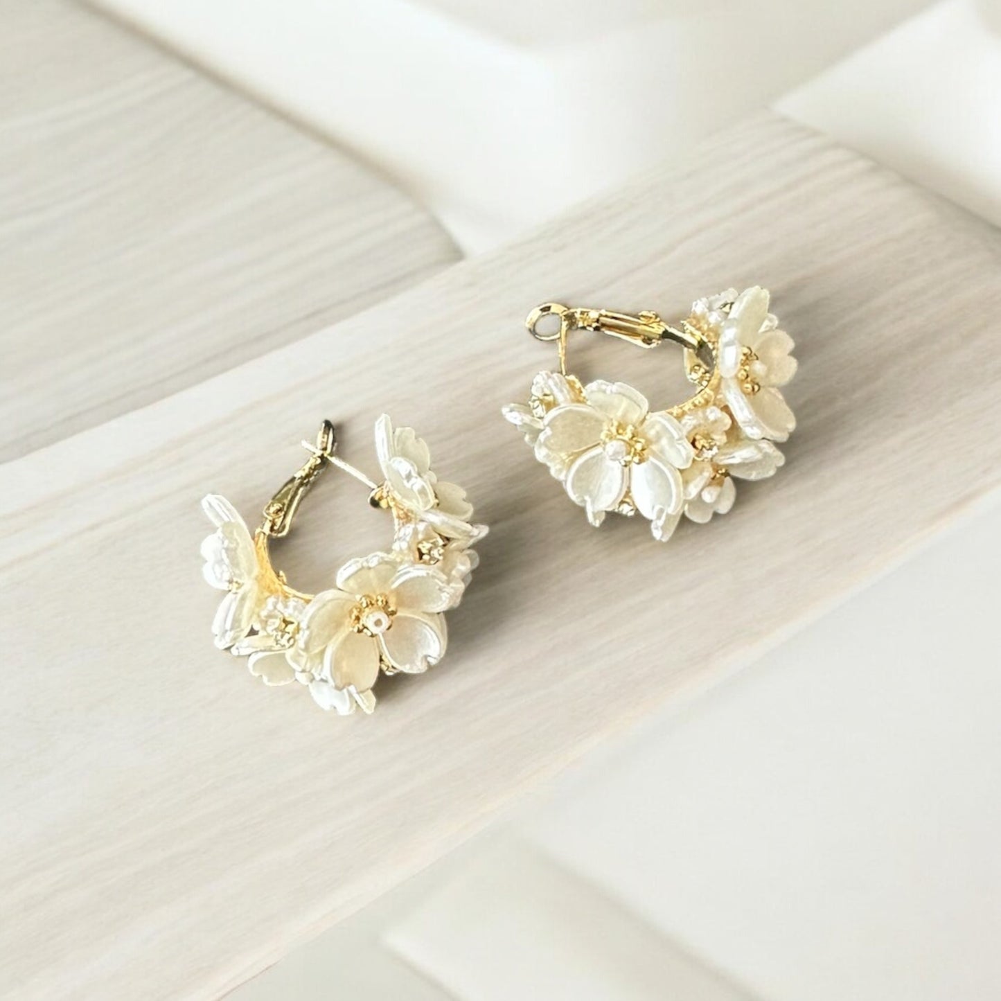 Aretes Flower Cocoon