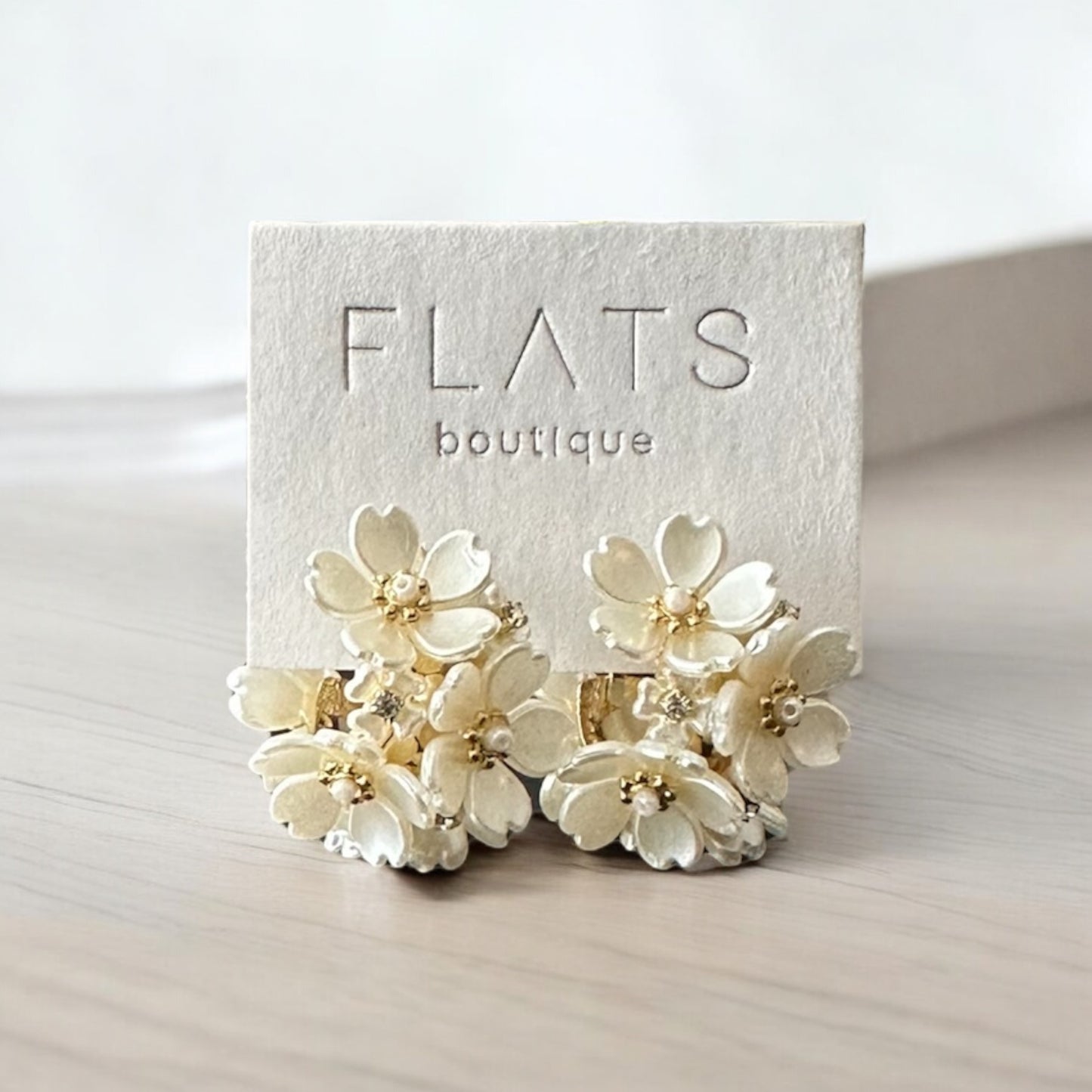 Aretes Flower Cocoon