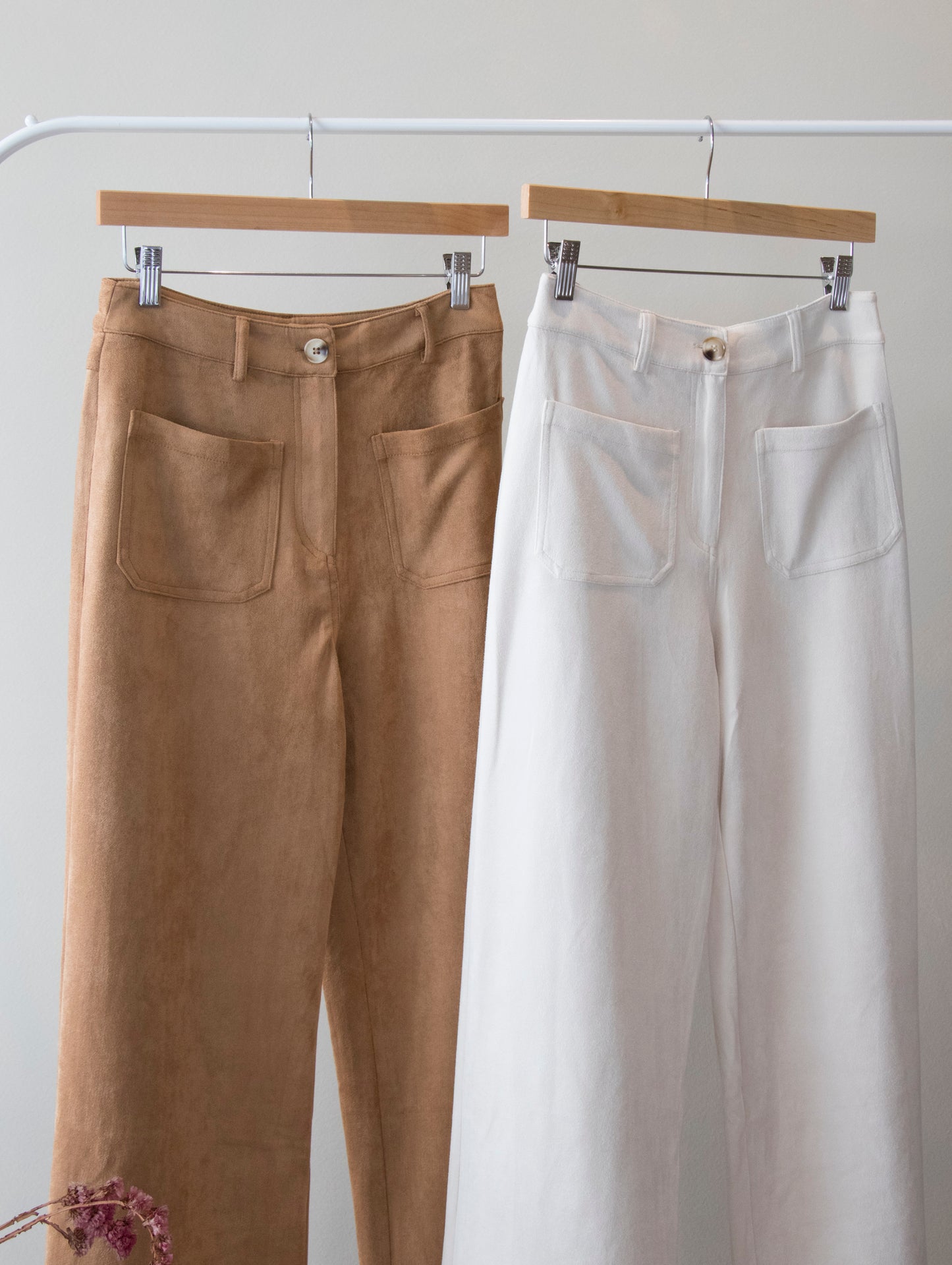 Pantalón Suede