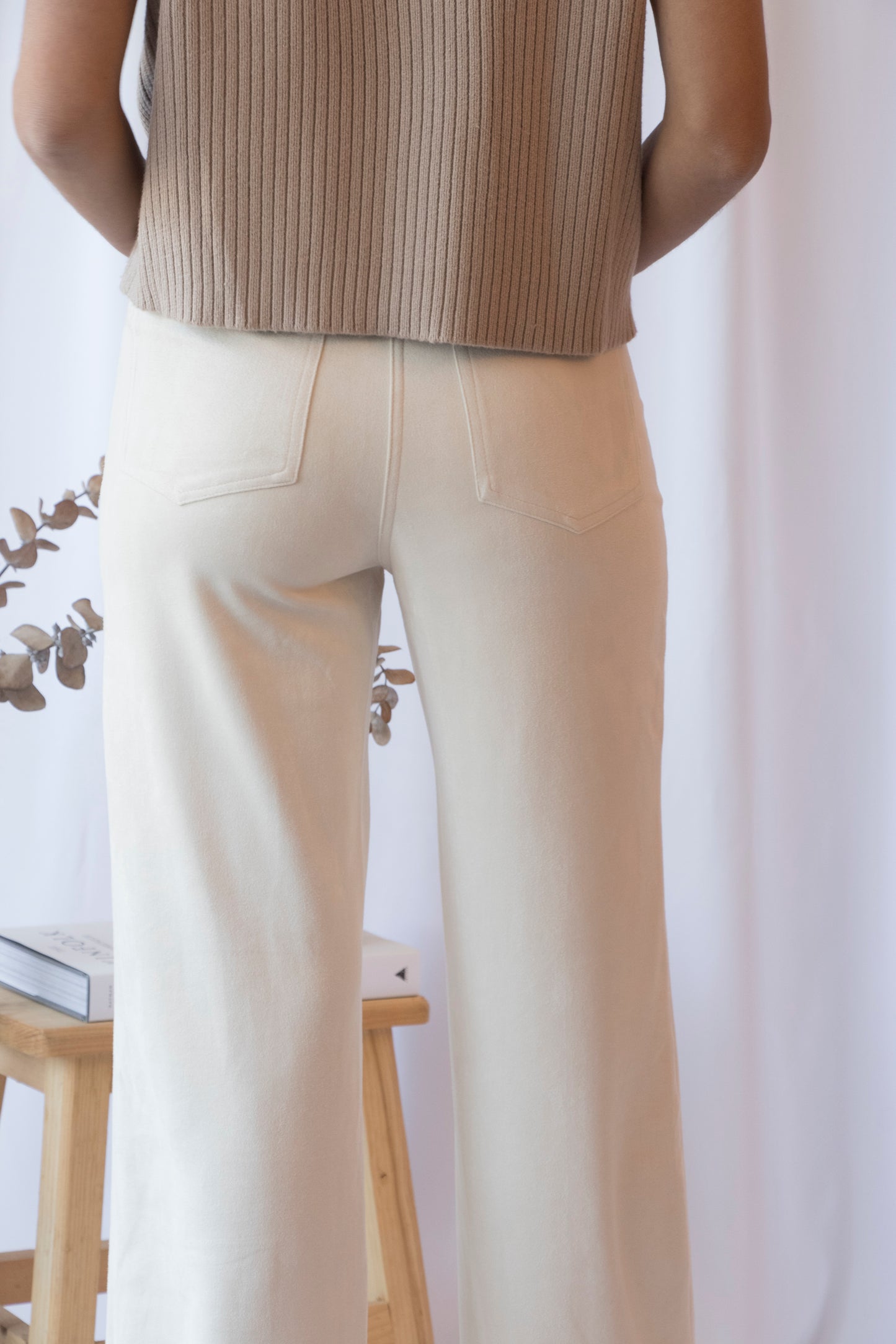 Pantalón Suede