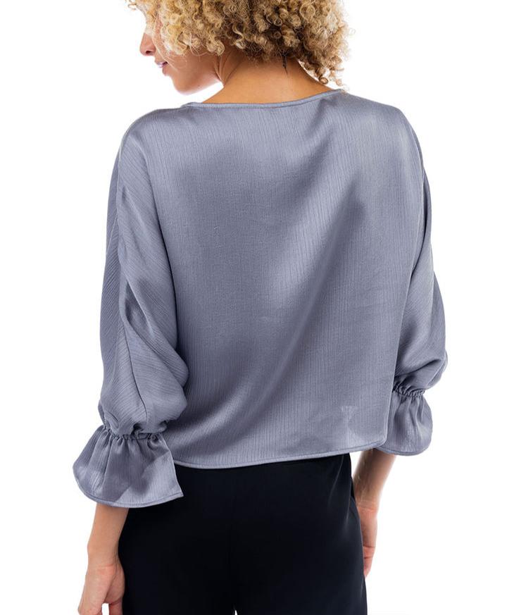 Blusa  Flower Sleeve